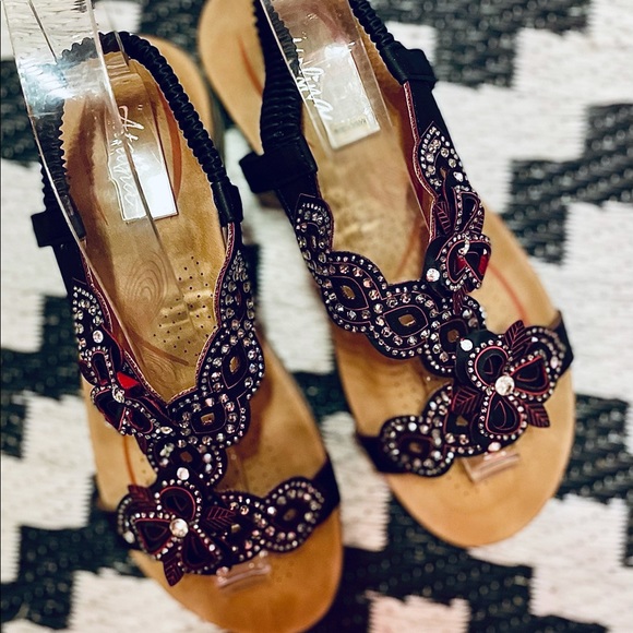 Italina Black Rosette Floral Woven Elastic Slingback Padded Slide On Sandals 11 - Picture 6 of 8